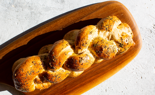 Date Za'atar Challah