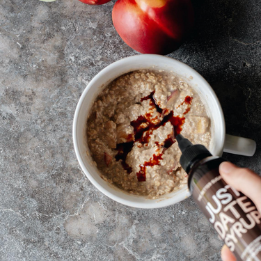 Spiced Nectarine Cream Overnight Oats