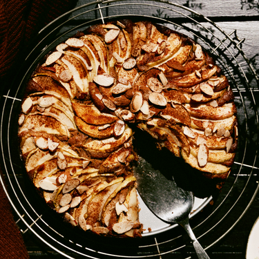 Date Eplekake (Norwegian Apple Cake)